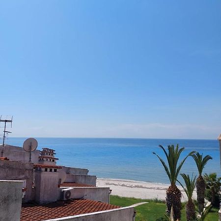 Apartment In Siviri Sea View エクステリア 写真