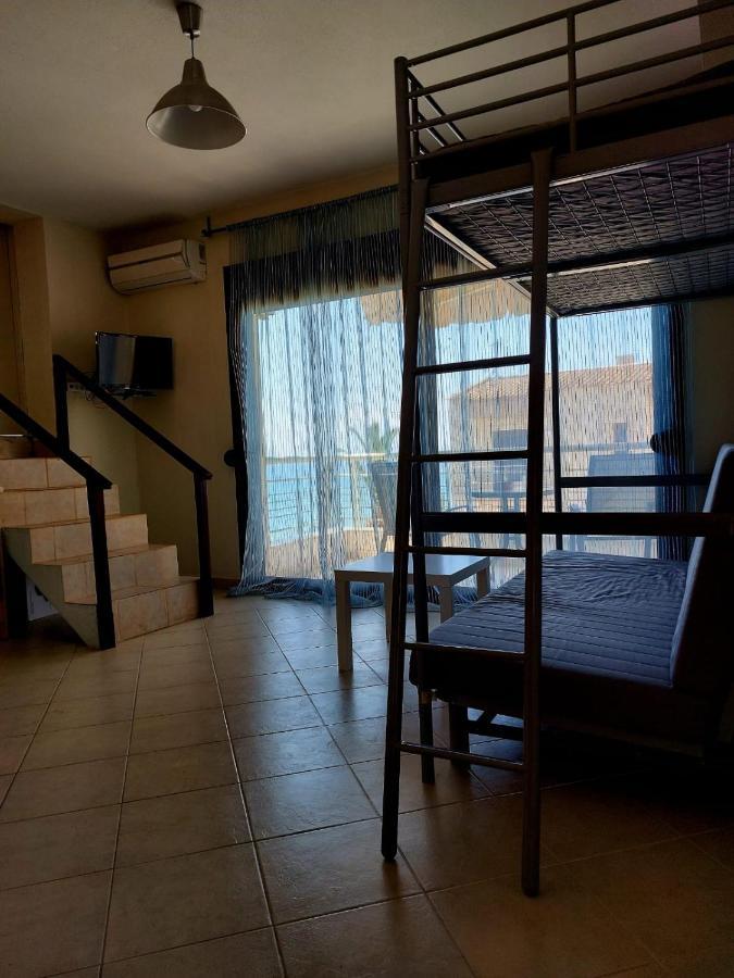Apartment In Siviri Sea View エクステリア 写真
